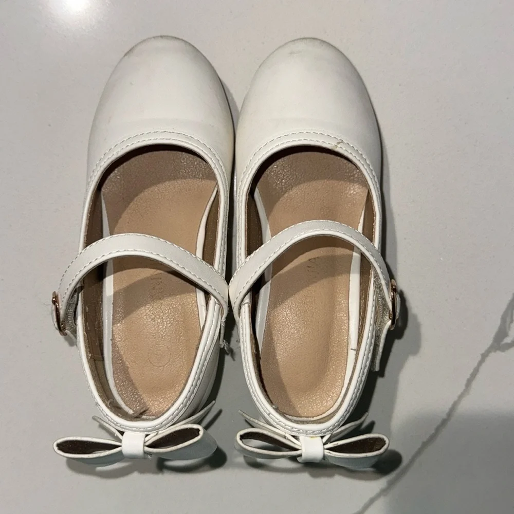 Girls White Dress Heel Shoes With Bow 9